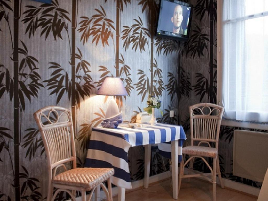 Logis Hotel Les Tilleuls Saint-Cirgues-de-Jordanne المظهر الخارجي الصورة