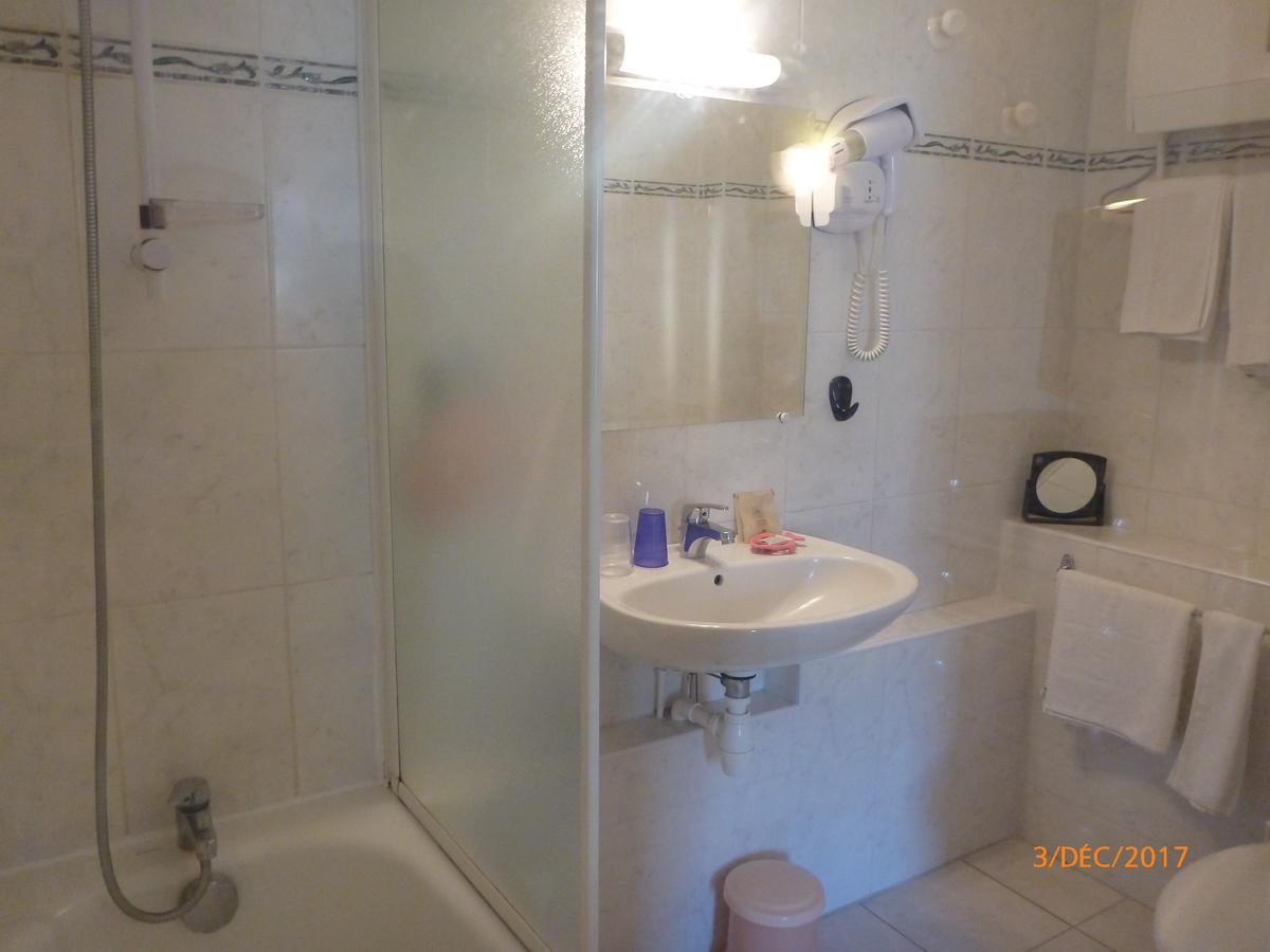 Logis Hotel Les Tilleuls Saint-Cirgues-de-Jordanne المظهر الخارجي الصورة