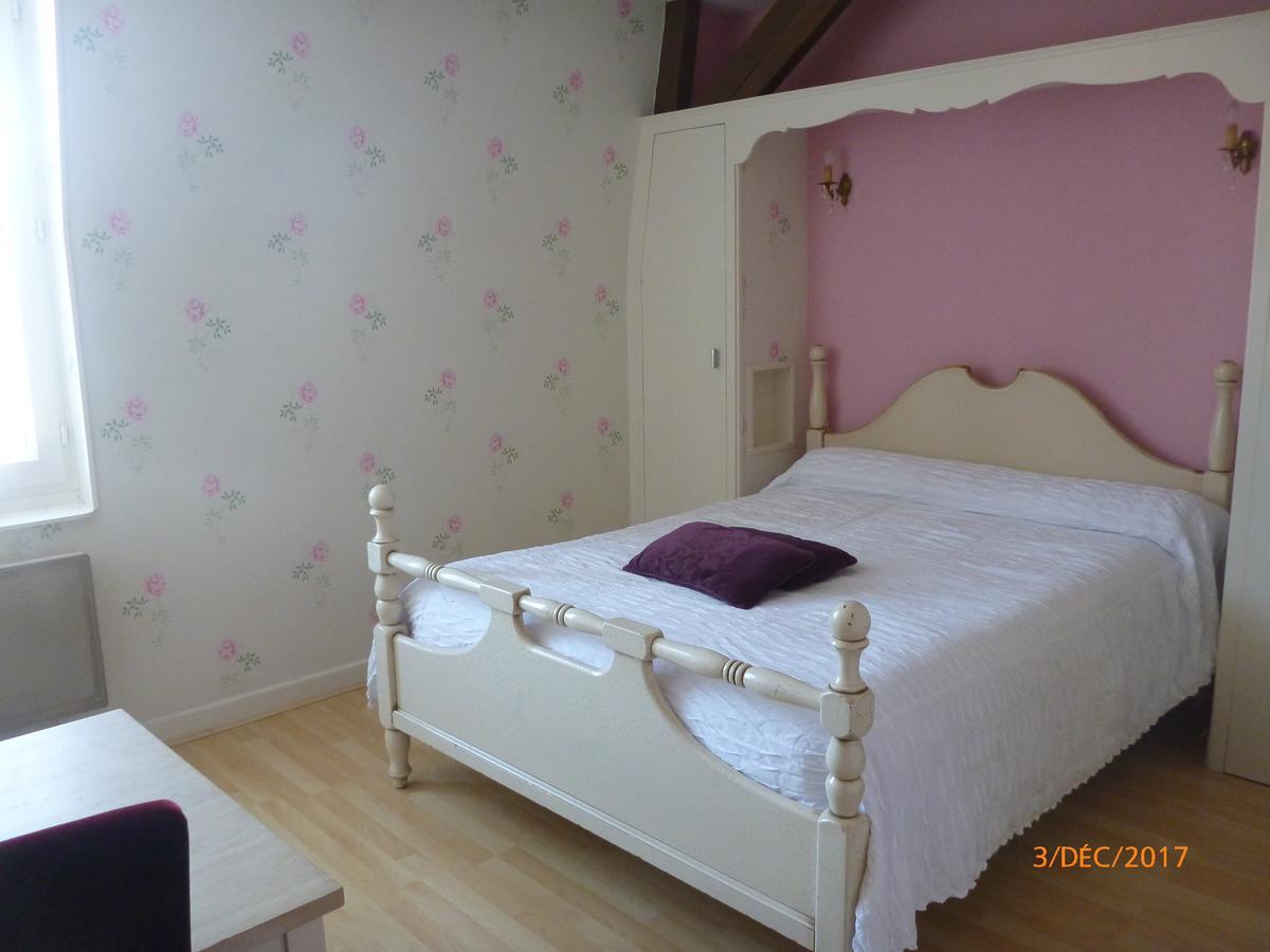 Logis Hotel Les Tilleuls Saint-Cirgues-de-Jordanne المظهر الخارجي الصورة